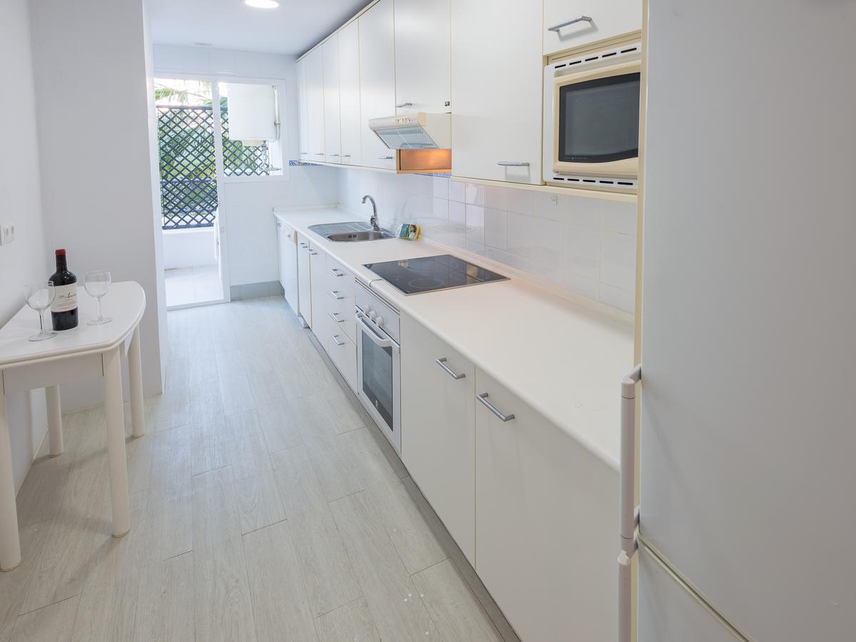 Vacation Marbella I Contemporary Central Apartment, Swimming-Pool, 24-7 Security, A Minute From The Marina, The Sea And Luxury Shopping Exterior foto