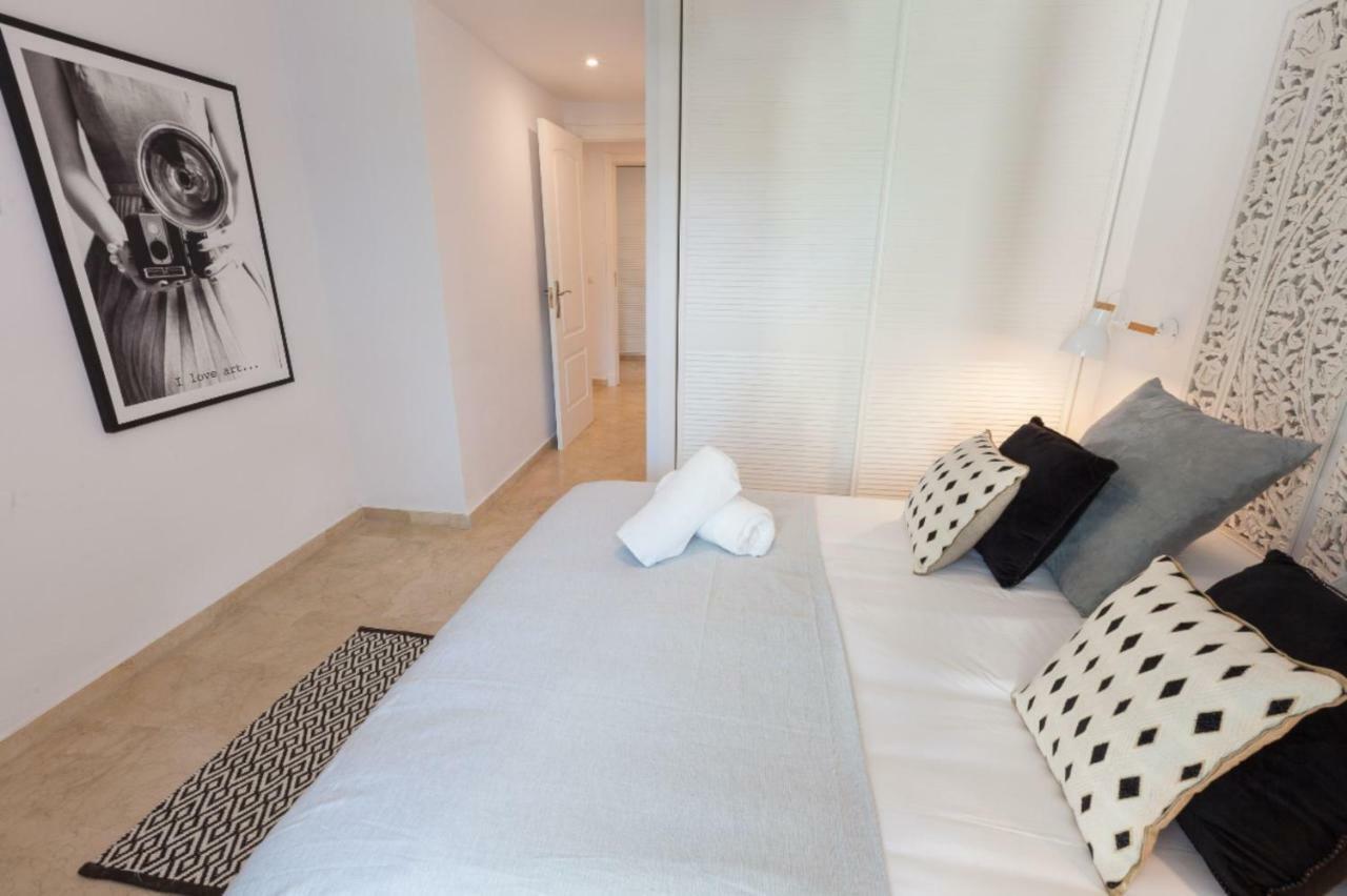 Vacation Marbella I Contemporary Central Apartment, Swimming-Pool, 24-7 Security, A Minute From The Marina, The Sea And Luxury Shopping Exterior foto